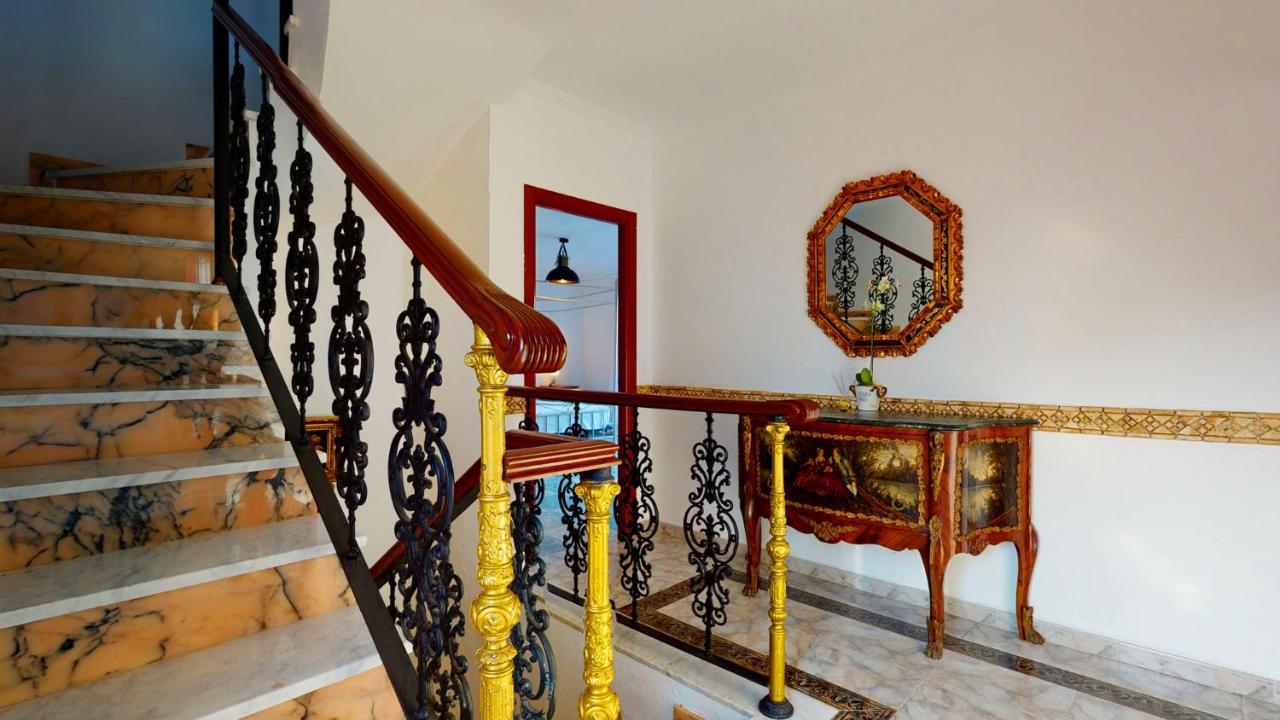 Majestic Villa By The Beach Heated Private Pool & Jacuzzi Benalmádena Exterior foto